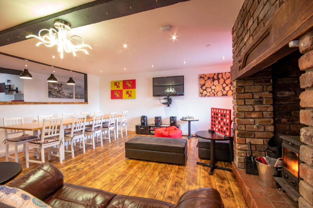 Welsh Row House Apartment Llandegla Ngoại thất bức ảnh