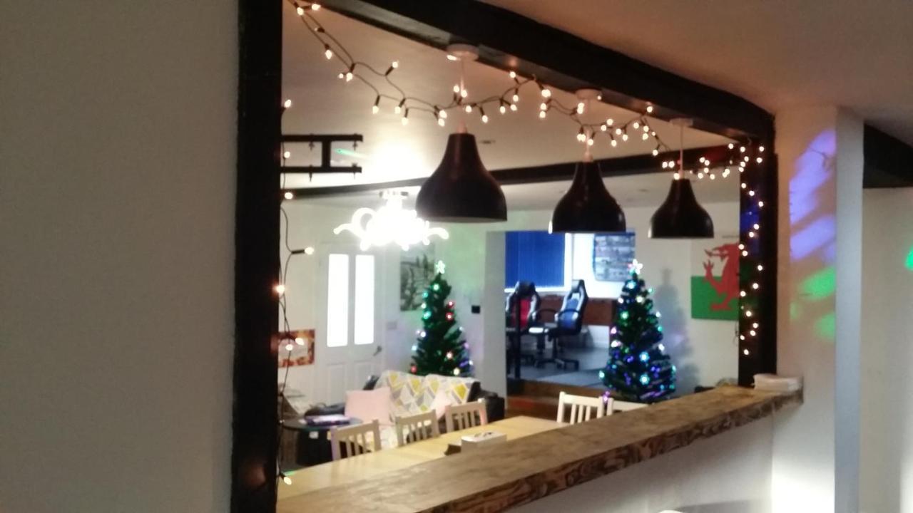 Welsh Row House Apartment Llandegla Ngoại thất bức ảnh