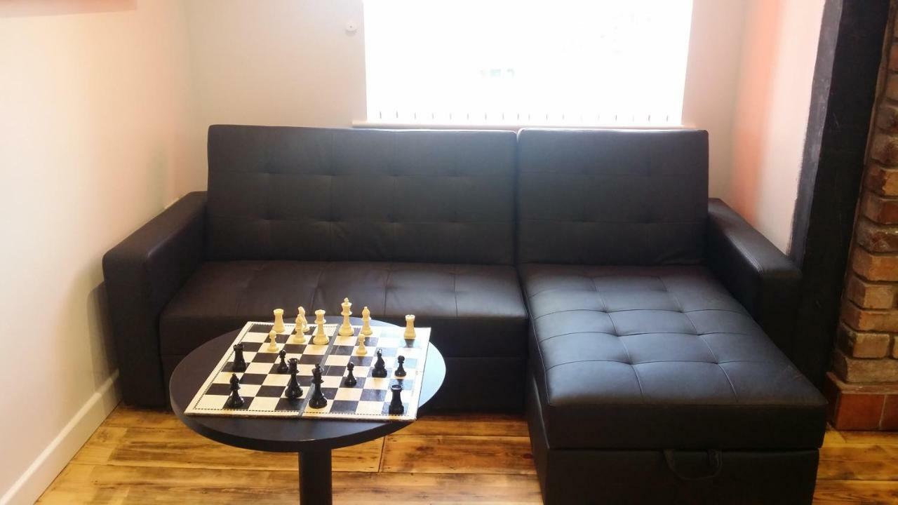 Welsh Row House Apartment Llandegla Ngoại thất bức ảnh