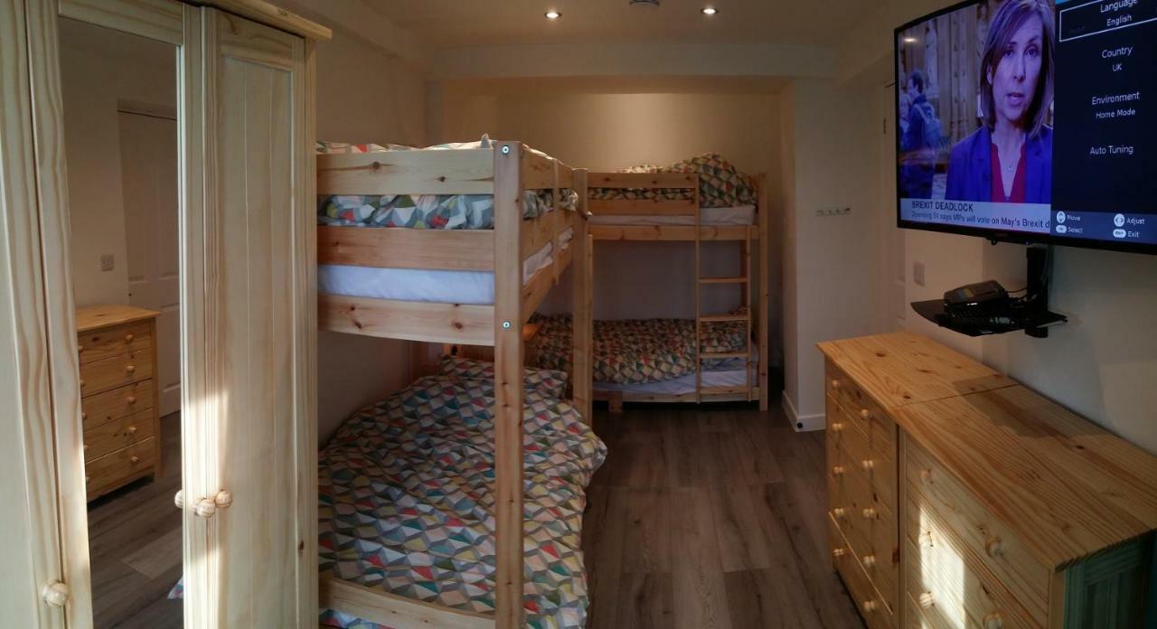 Welsh Row House Apartment Llandegla Ngoại thất bức ảnh