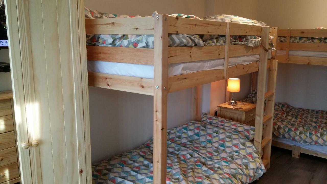 Welsh Row House Apartment Llandegla Ngoại thất bức ảnh